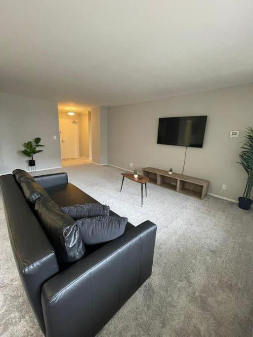 Charming Apartment At Crystal City With Amazing Amenities Арлингтон Экстерьер фото
